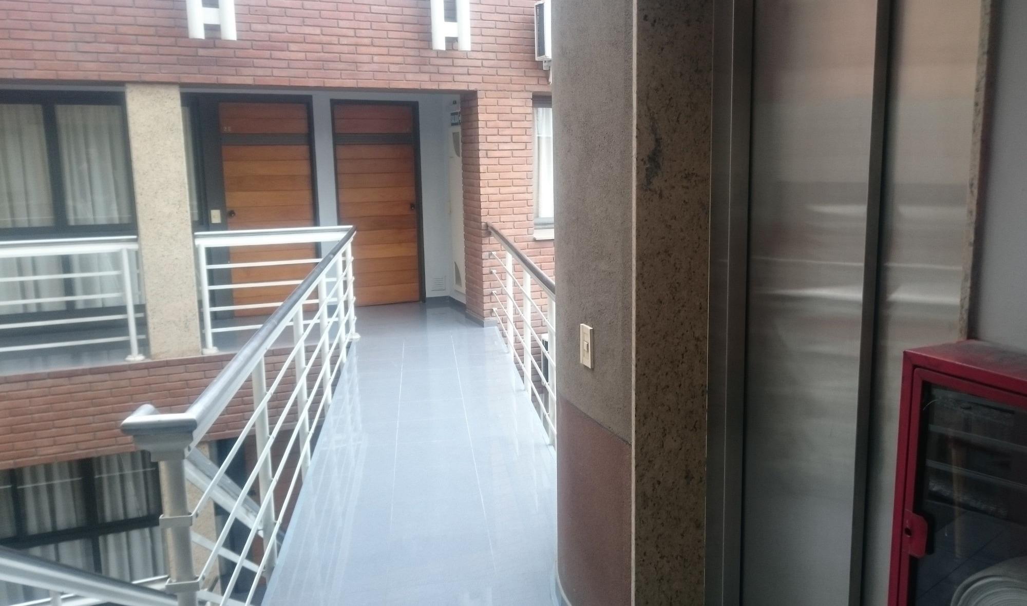Premium Mendoza Apart Hotel Eksteriør billede